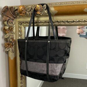 Y2K Coach Jacquard Signature Shoulder Handbag Purse Leather Strap One Size Black